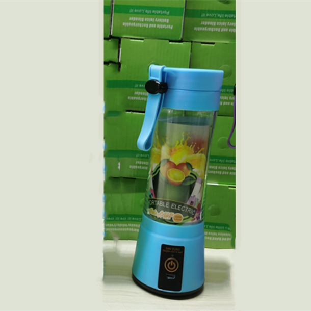USB Rechargeable Portable Blender for Fruit Juices